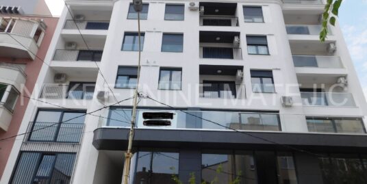 STAN, IZDAVANJE, CENTAR, LUX NOVOGRADNJA, 44 M2, 2. SPRAT, PARKING, CENA ZAKUPA – 350 E