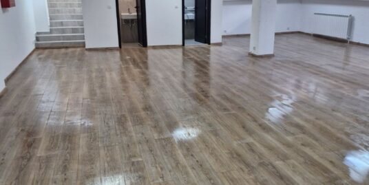 IZDAVANJE-POSLOVNI PROSTOR 310M2, PRIZEMLJE, EXTRA ZONA, GAS–2000 E MESEČNO